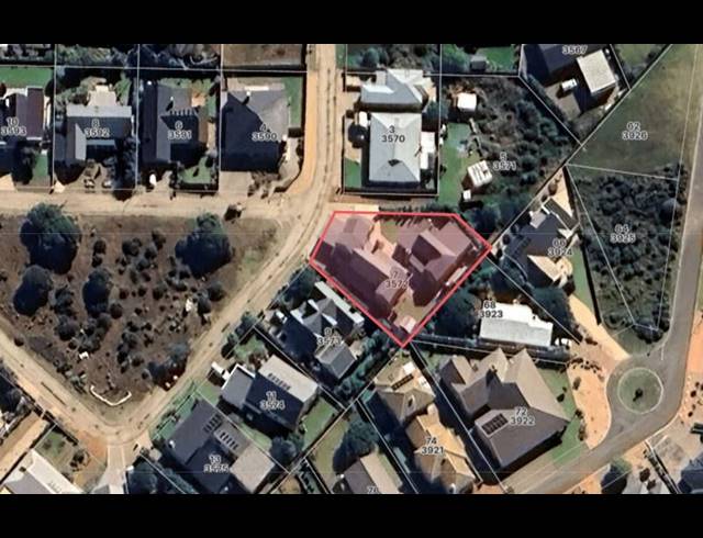 6 BEDROOM HOUSE FOR SALE IN STILBAAI-WES